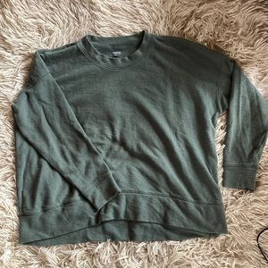 Aerie sweater size medium